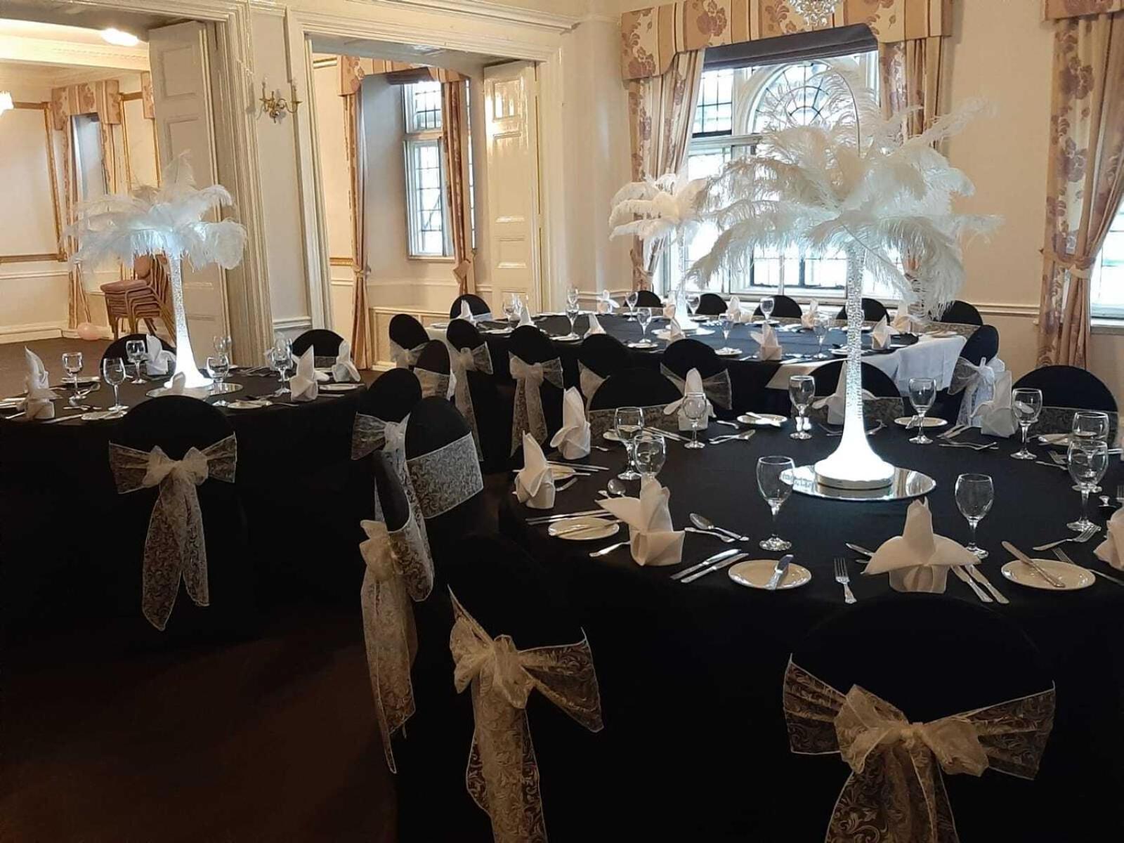 The Hind Hotel Wellingborough Esterno foto